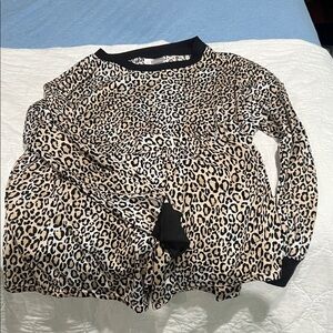 Women’s long sleeve PJ set.